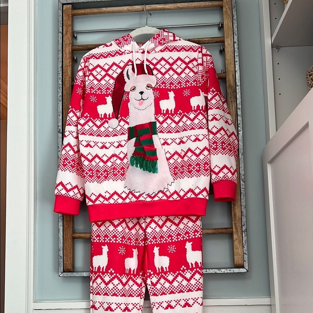 Kids Besser Bay ugly Christmas hoodie jogger set size large alpaca performance
